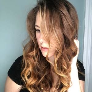 Meet your Posher, Stephanie